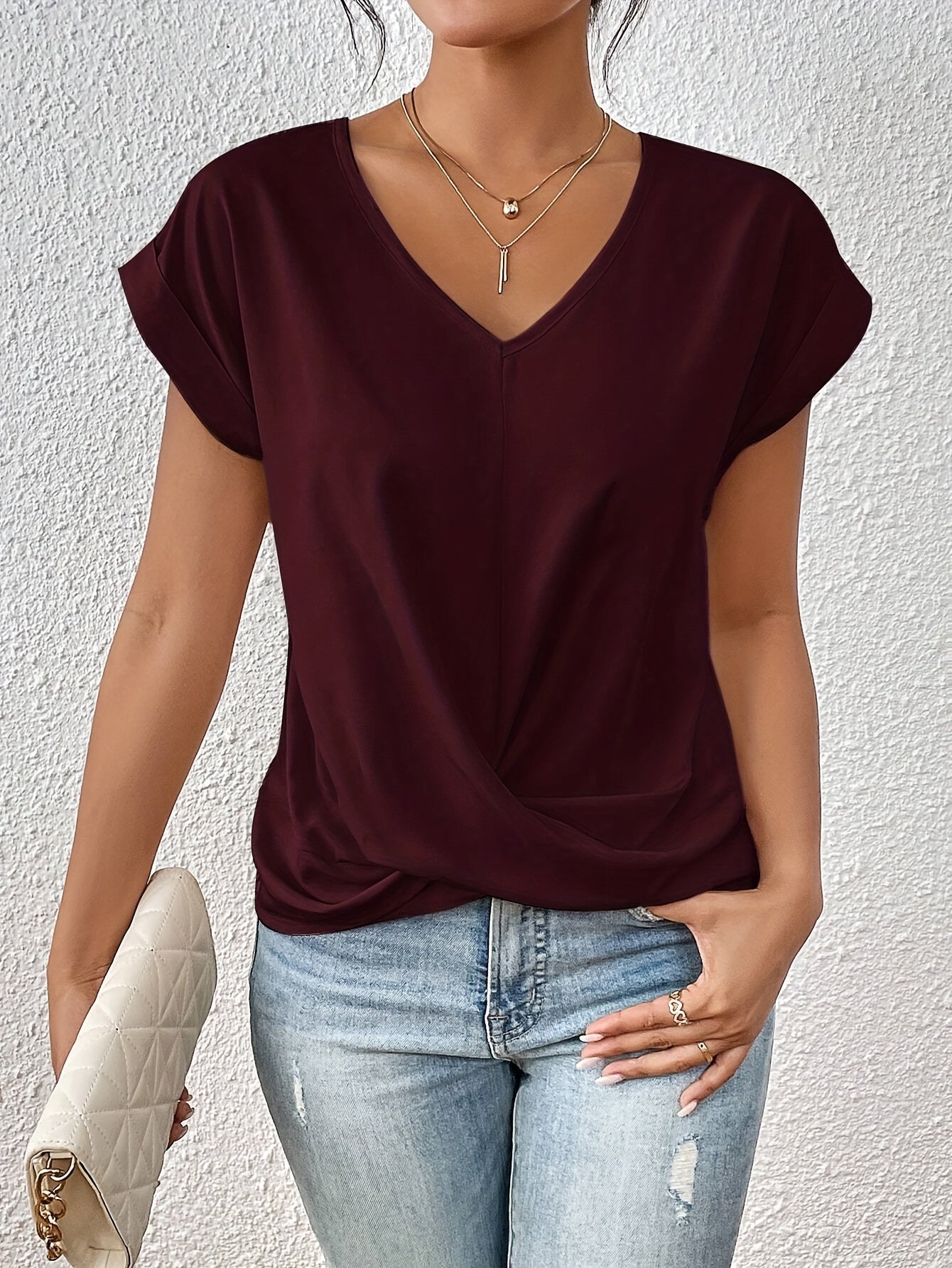 Evelina  | Avslappnad t-shirt med sweetheart-ringning